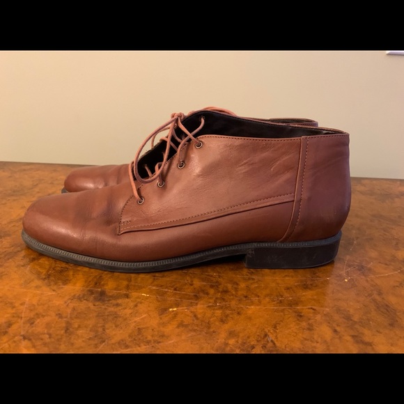 Easy Spirit Leather Ankle Boots, 9.5M - Picture 2 of 8